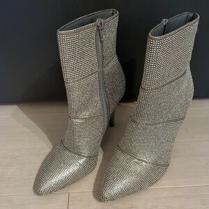 Silver dress boot